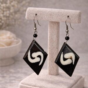 African Batik Bone Earrings Kenya Hand Carved Black & White Tribal Dangles